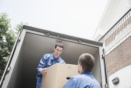 Selecting the right truck size for a house move in Barnet
